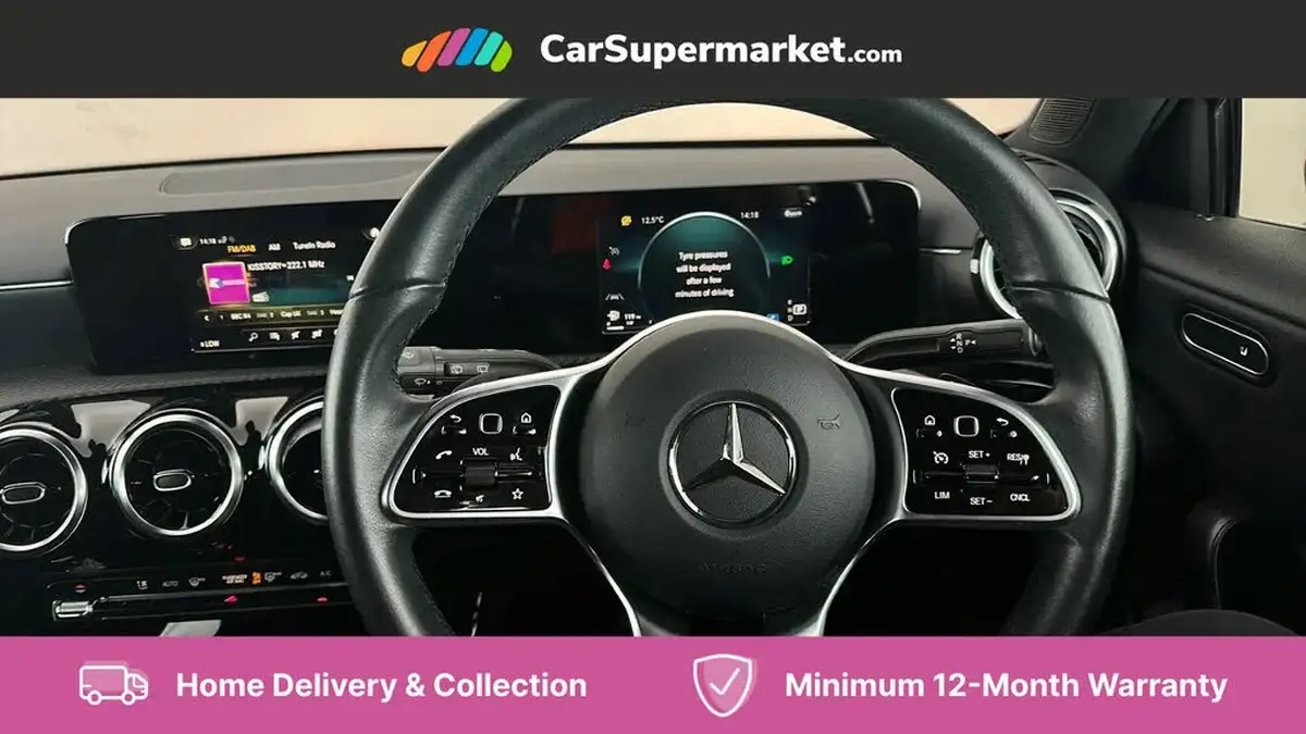 2020-mercedes-benz-a-class-13-a180-se-7g-dct-big-13