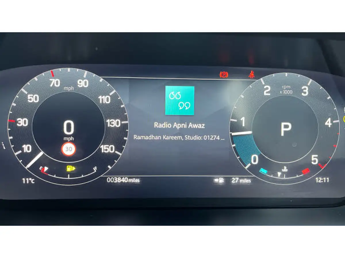 2024-land-rover-discovery-sport-20-d200-dynamic-se-big-15