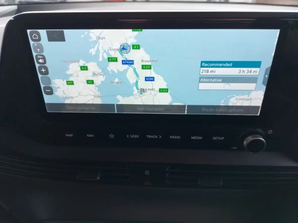 2022-hyundai-bayon-10-t-gdi-premium-120ps-big-14