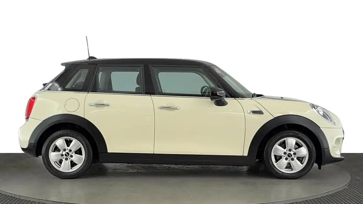 2018-mini-cooper-15-cooper-series-ii-ss-hatchback-5d-big-2