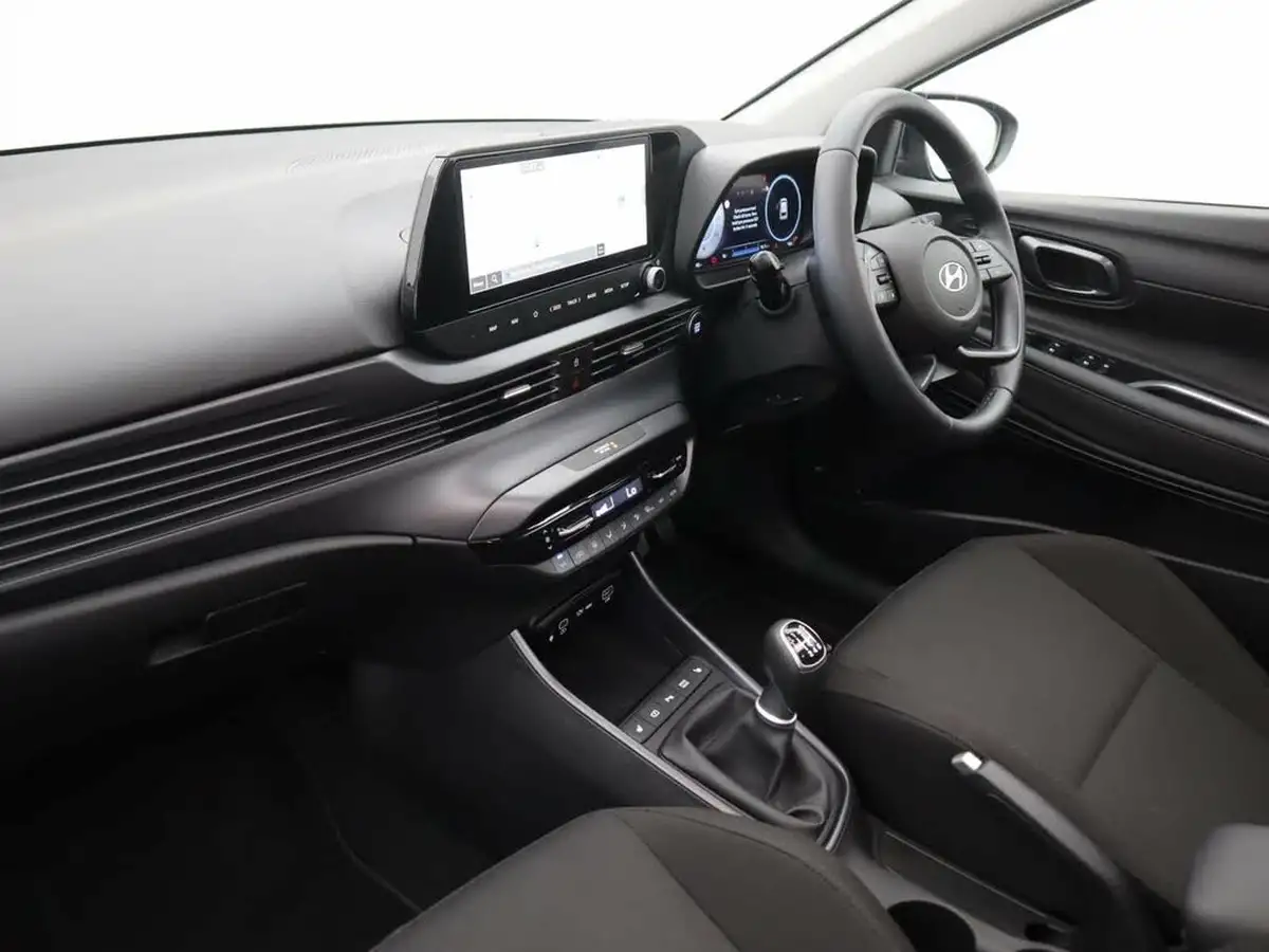 2024-hyundai-i20-10-t-gdi-ultimate-big-12
