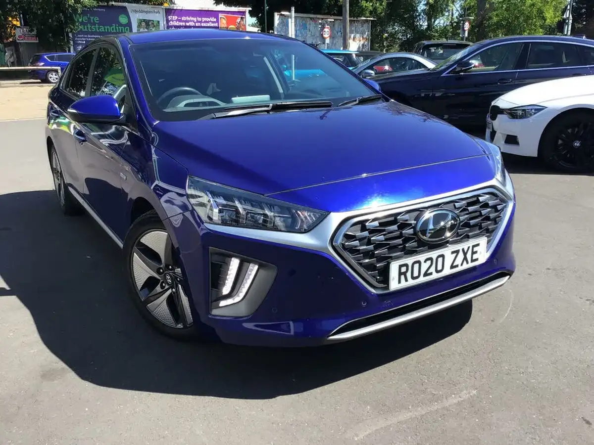 2020-hyundai-ioniq-16-gdi-premium-se-hybrid-big-6