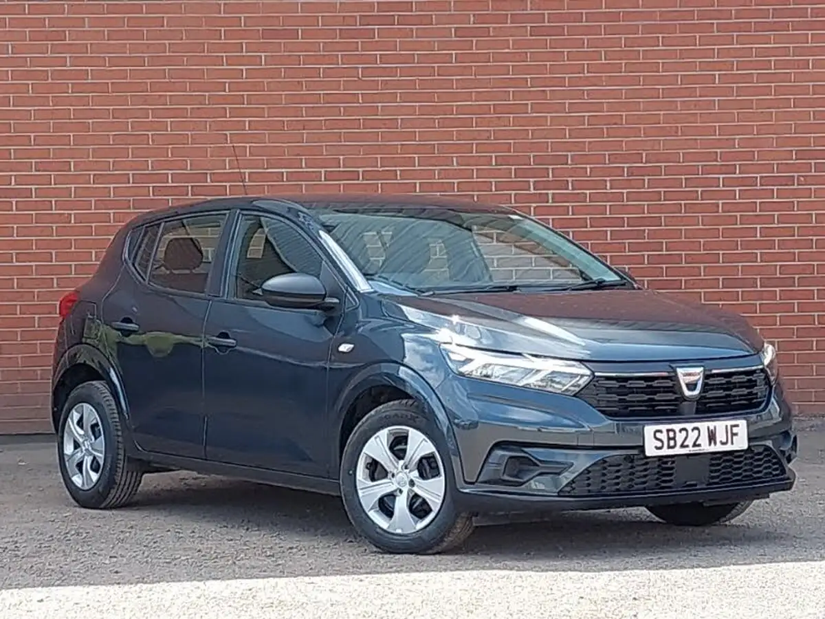 2022-dacia-sandero-10-sce-essential-big-0