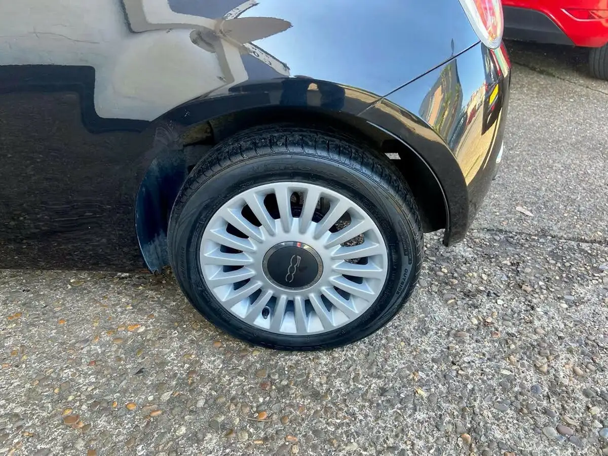 2012-fiat-500-12-lounge-ss-big-11