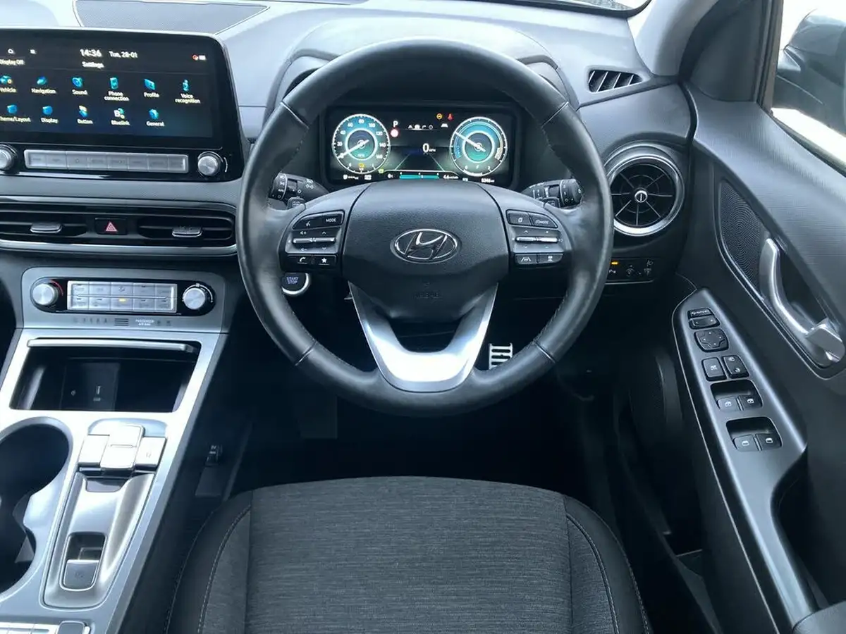 2023-hyundai-kona-e-premium-136ps-39kwh-big-16