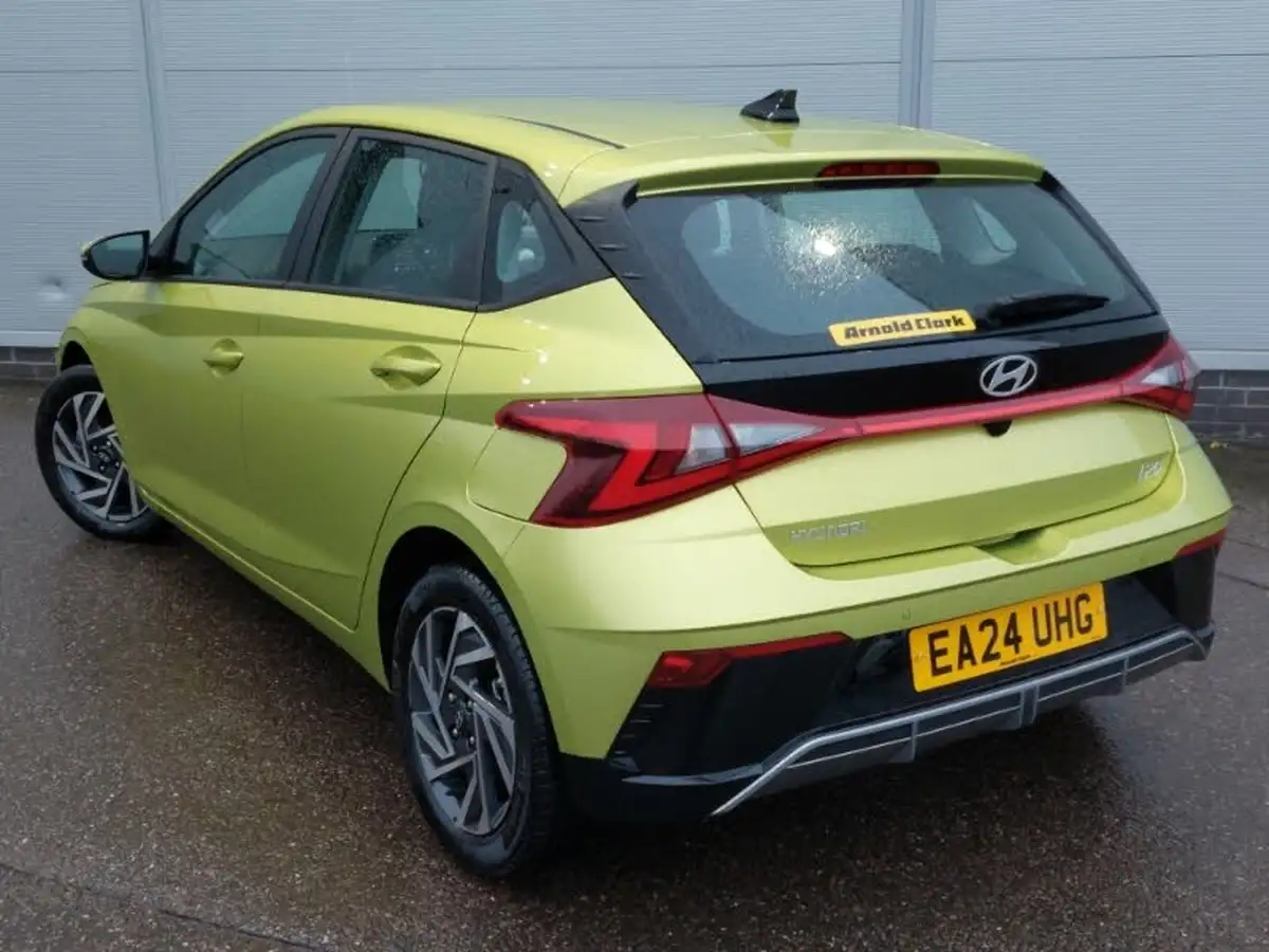 2024-hyundai-i20-10-t-gdi-advance-big-1