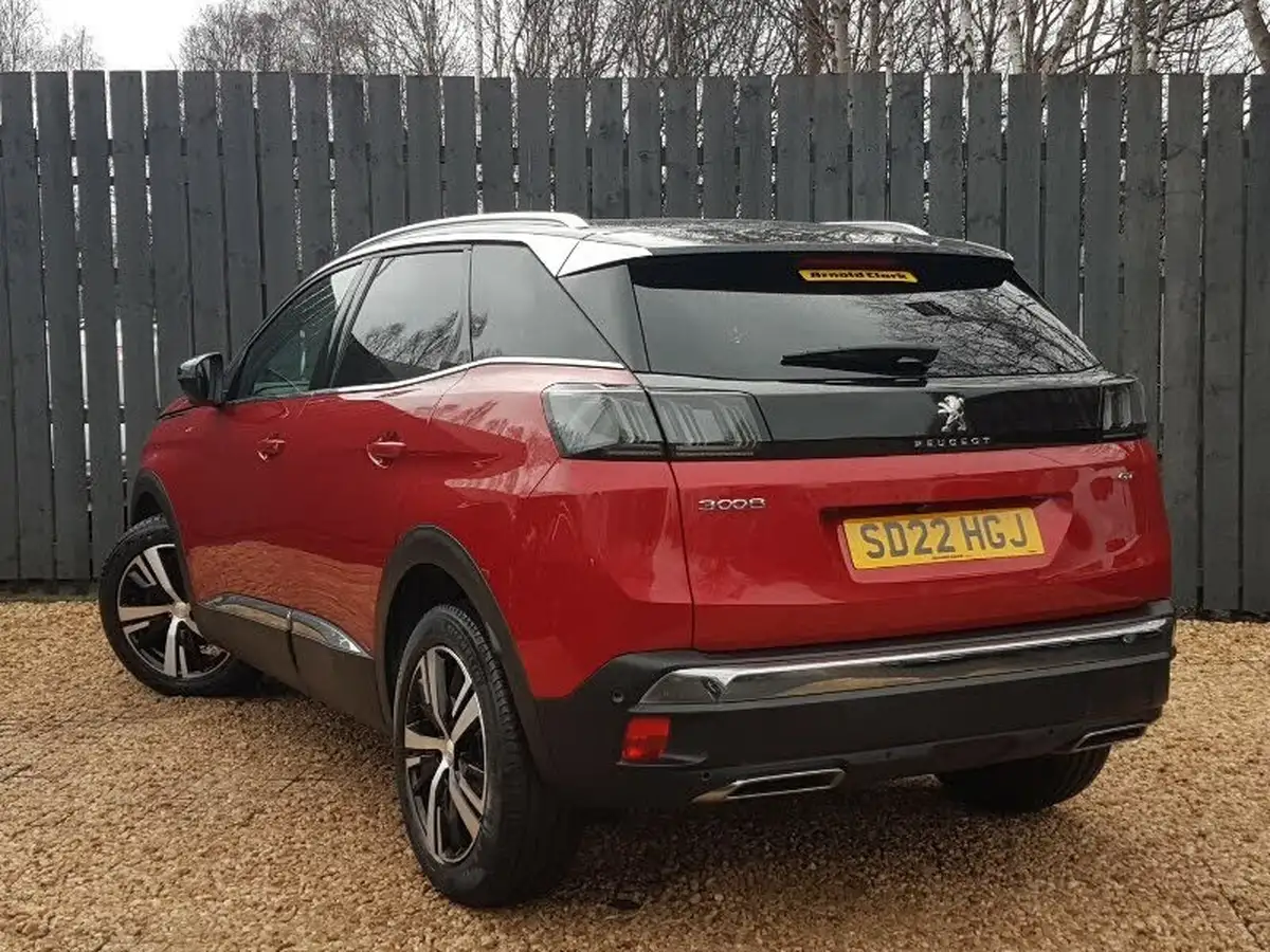 2022-peugeot-3008-suv-12-puretech-gt-eat8-big-1