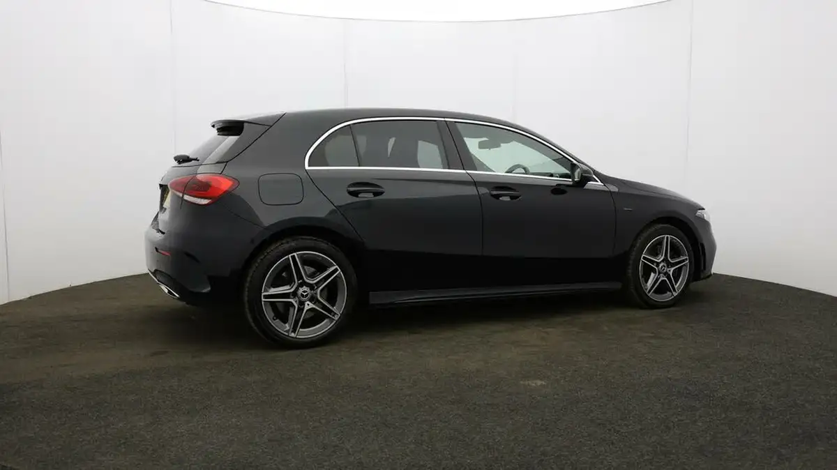 2021-mercedes-benz-a-class-13-a250e-amg-line-hatchback-5d-big-54