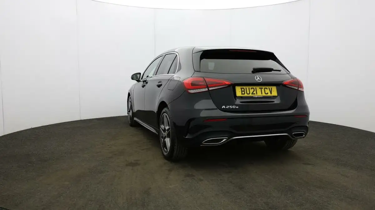 2021-mercedes-benz-a-class-13-a250e-amg-line-hatchback-5d-big-30