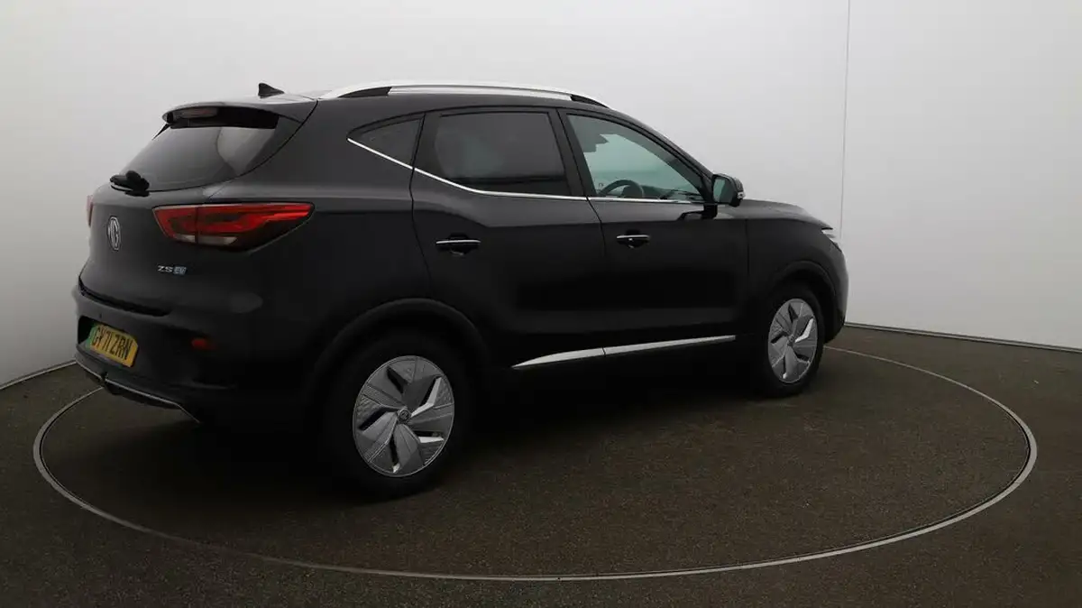 2022-mg-zs-suv-e-trophy-ev-176ps-big-53