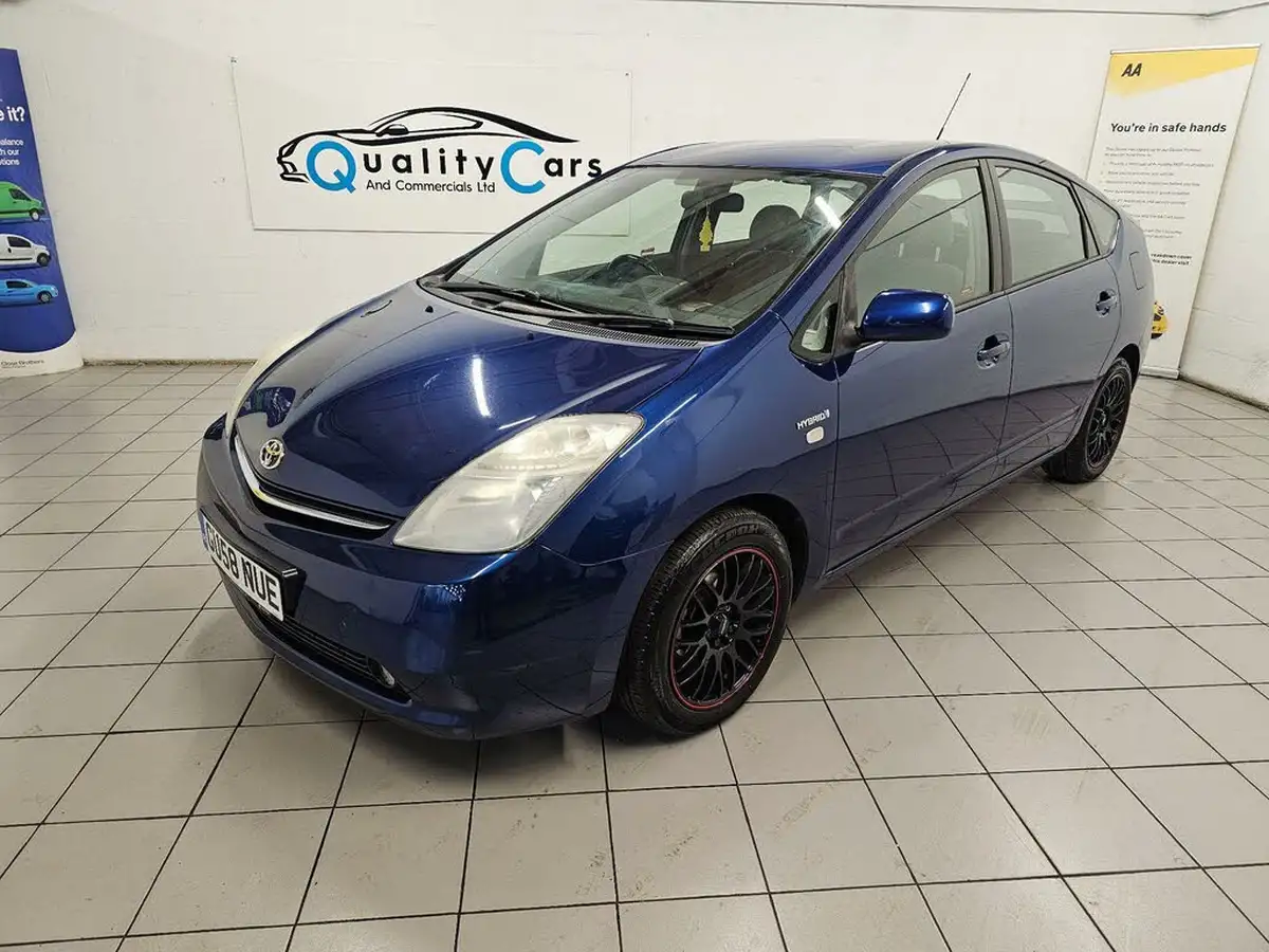 2008-toyota-prius-15-vvt-i-t-spirit-big-1