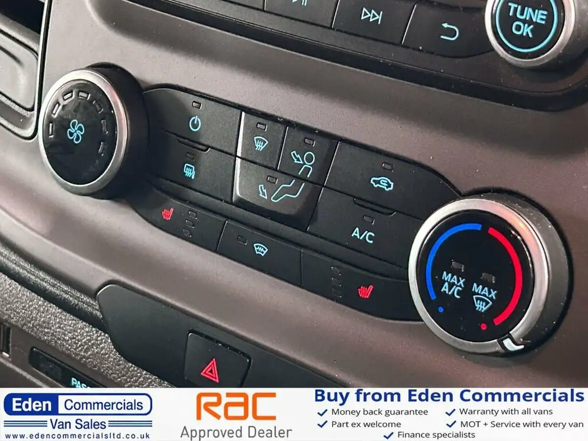 2019-ford-transit-custom-20tdci-300-l1h1-trend-105pseu6-panel-van-big-12