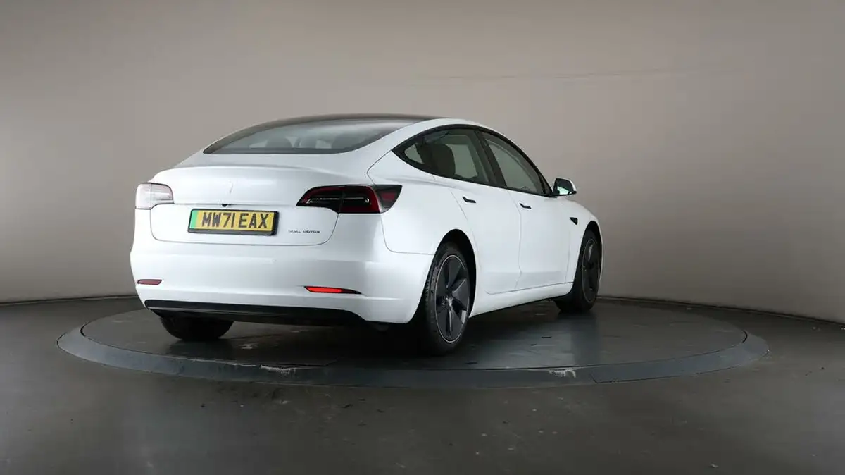 2021-tesla-model-3-e-long-range-awd-big-68