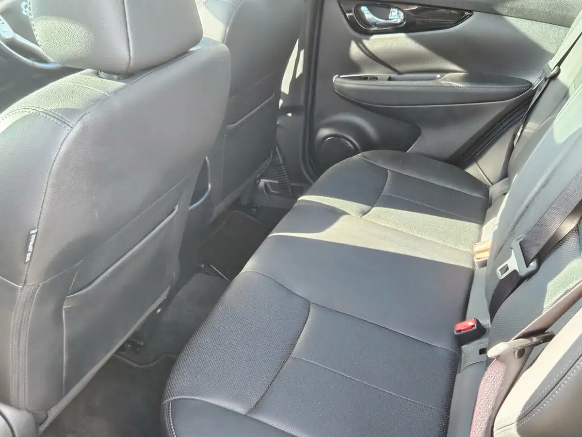 2017-nissan-qashqai-15dci-tekna-big-22