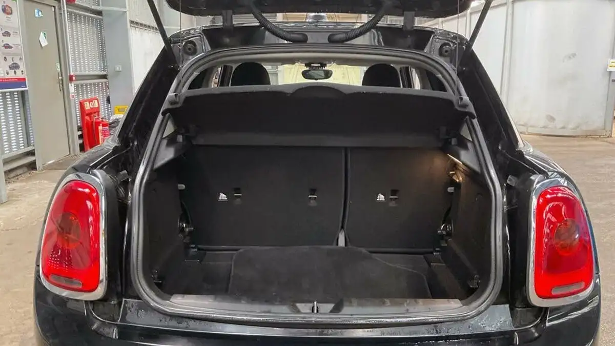 2016-mini-cooper-15-cooper-ss-hatchback-5d-big-8