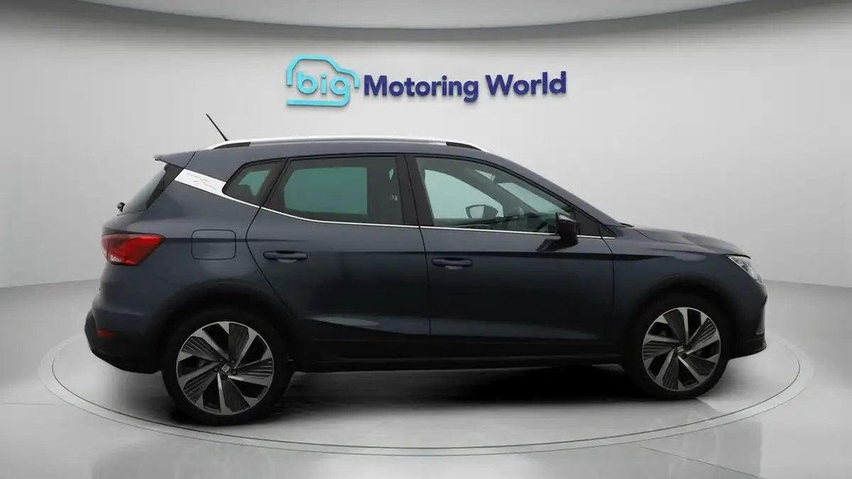 2022-seat-arona-10-tsi-fr-sport-big-8