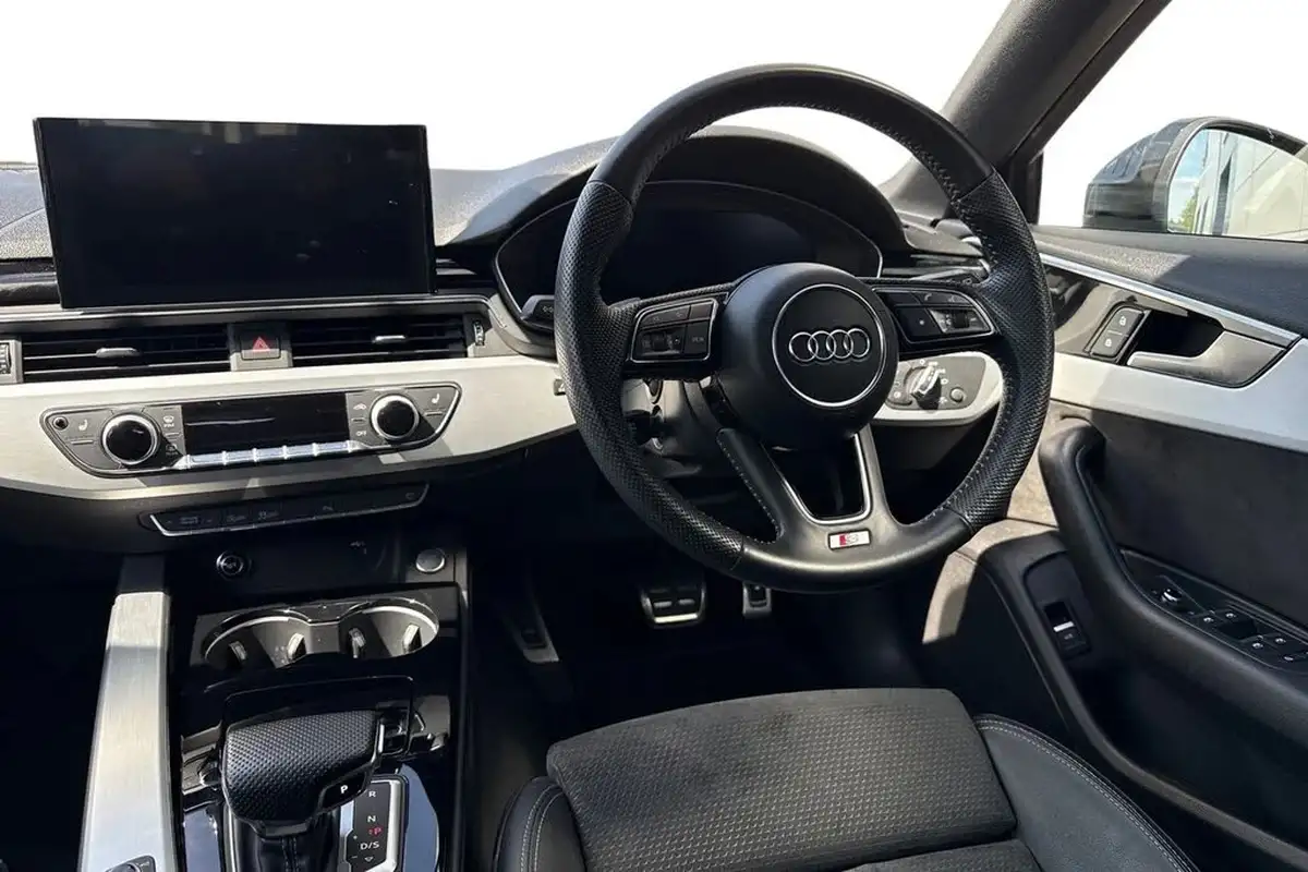 2019-audi-a4-avant-20-40-tfsi-sport-big-17