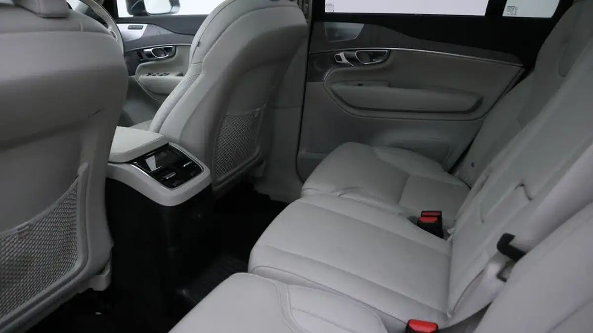 2024-volvo-xc90-20-t8-ultimate-dark-big-12