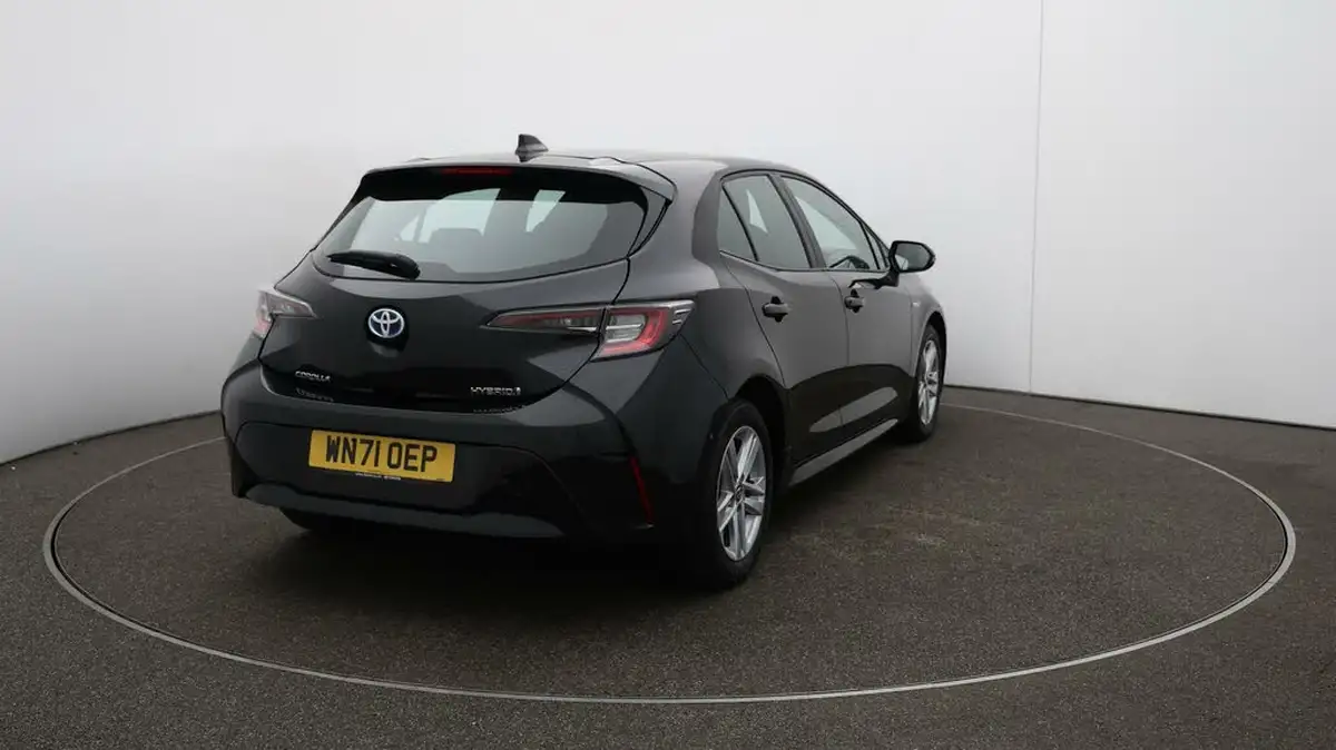 2021-toyota-corolla-18-vvt-i-icon-tech-trk-hatchback-5d-big-57
