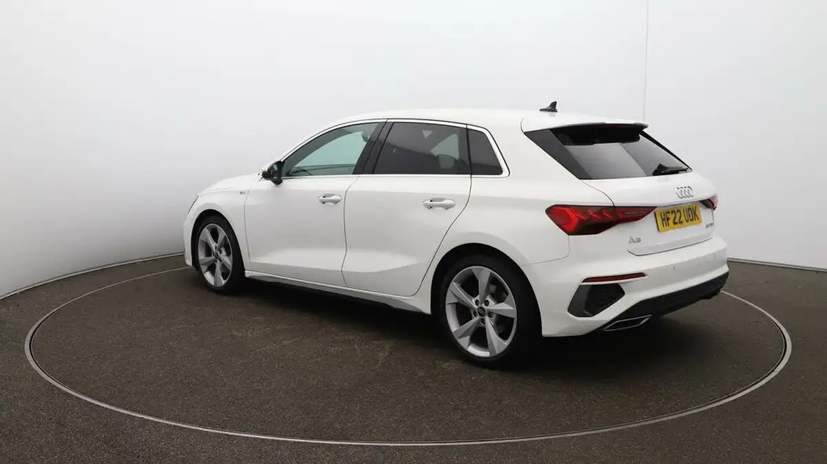 2022-audi-a3-15-35-tfsi-s-line-sportback-5d-tronic-big-5