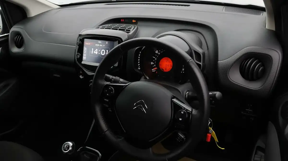 2021-citroen-c1-10-vti-shine-5d-big-8