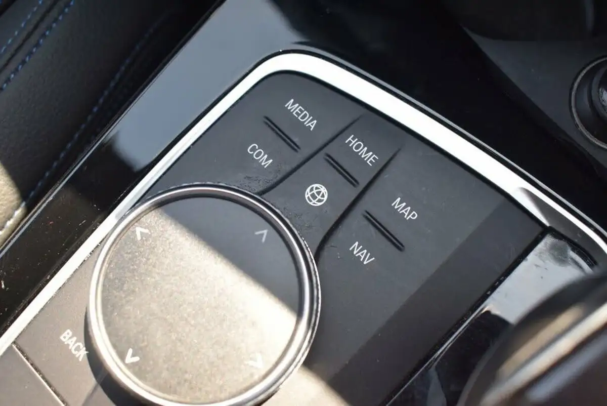 2023-bmw-1-series-15-118i-m-sport-lcp-dct-big-42