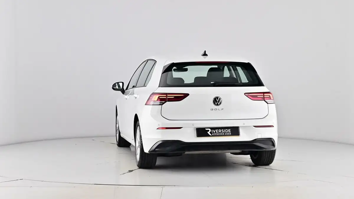 2020-volkswagen-golf-15-tsi-life-150ps-hatchback-big-71
