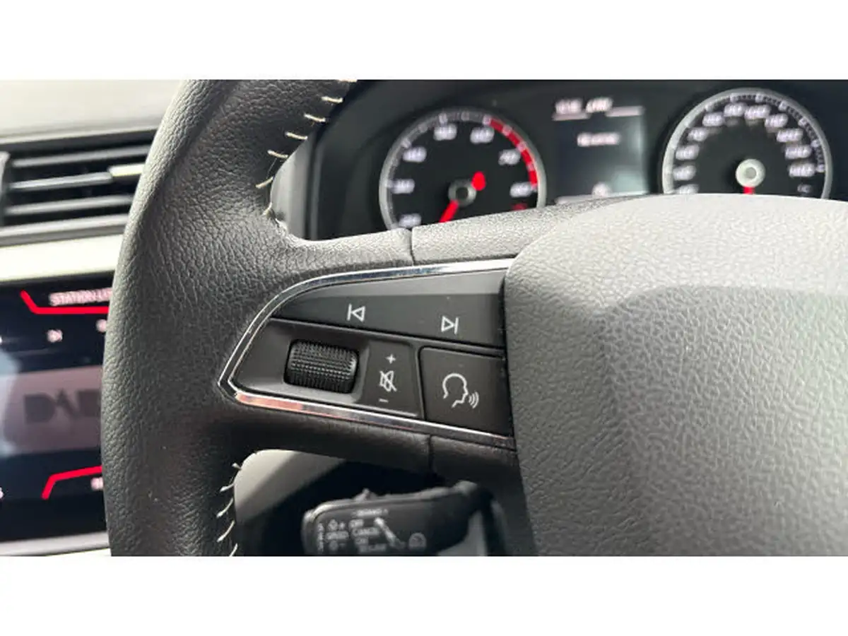 2019-seat-arona-10-tsi-xcellence-big-20