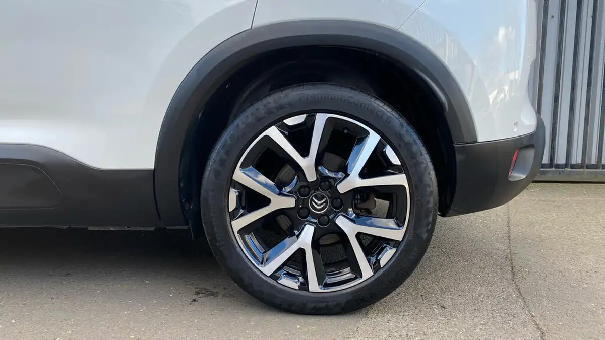2020-citroen-c5-aircross-15bluehdi-flair-plus-eat8-big-16
