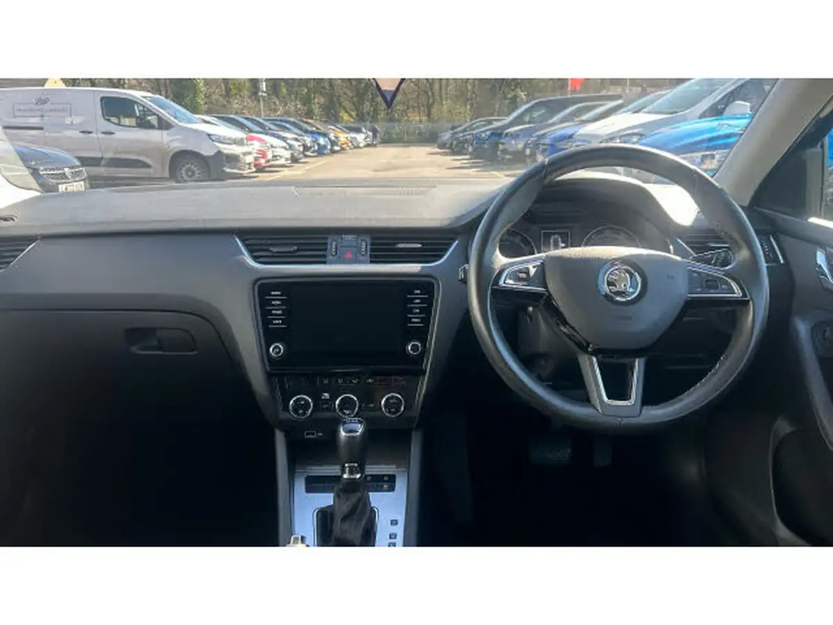 2020-skoda-octavia-15-tsi-se-drive-estate-dsg-big-9