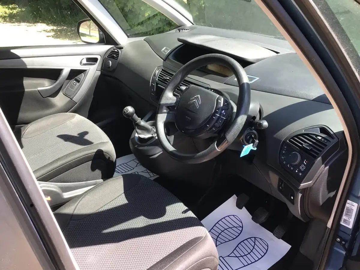2010-citroen-c4-picasso-16-sx-16v-120ps-big-12