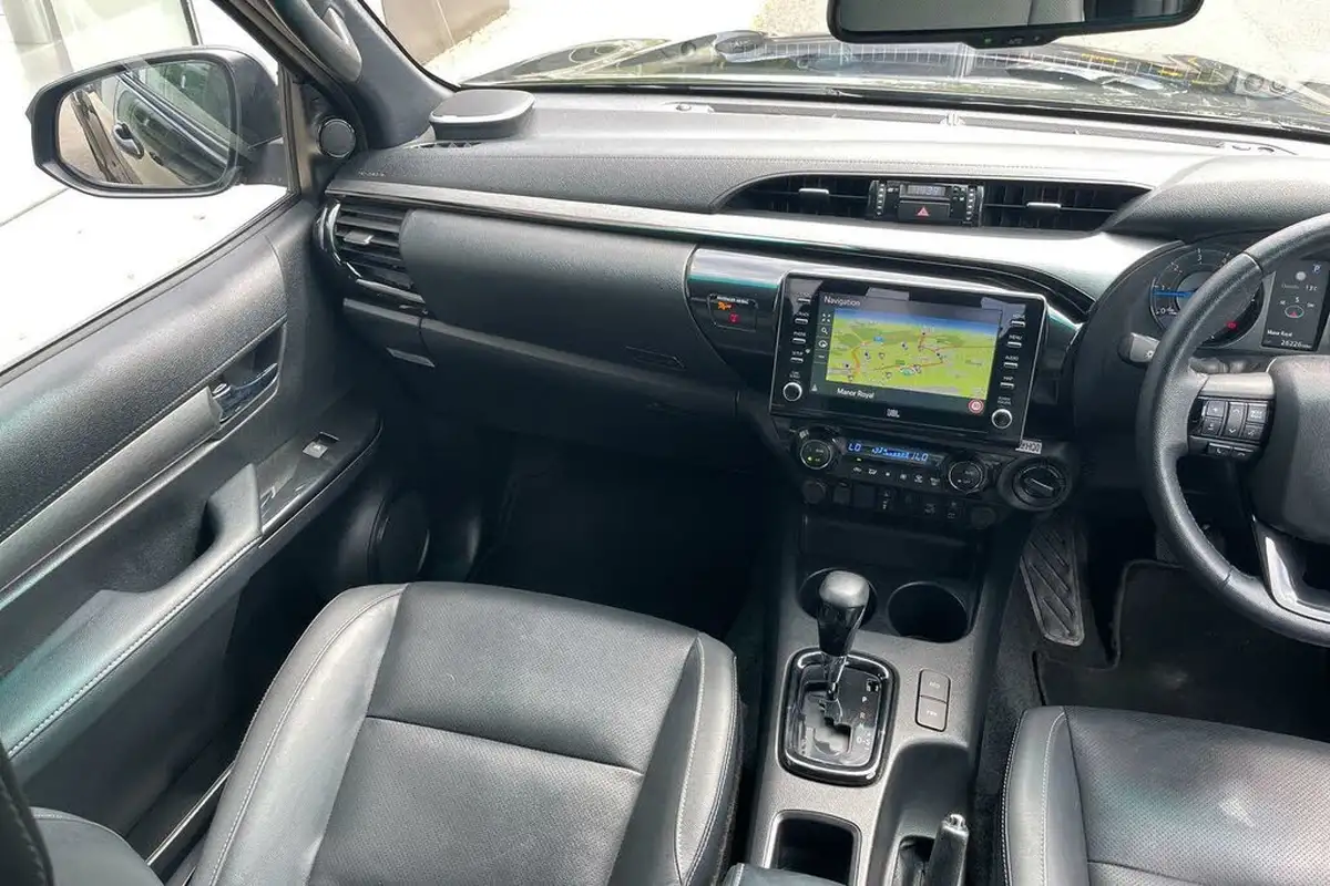 2022-toyota-hi-lux-28d-4d-invincible-x-204hpeu6d-2755cc-auto-big-20