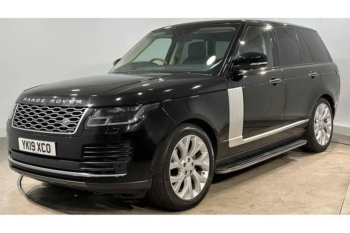 2019-land-rover-range-rover-30-sd-v6-vogue-big-7
