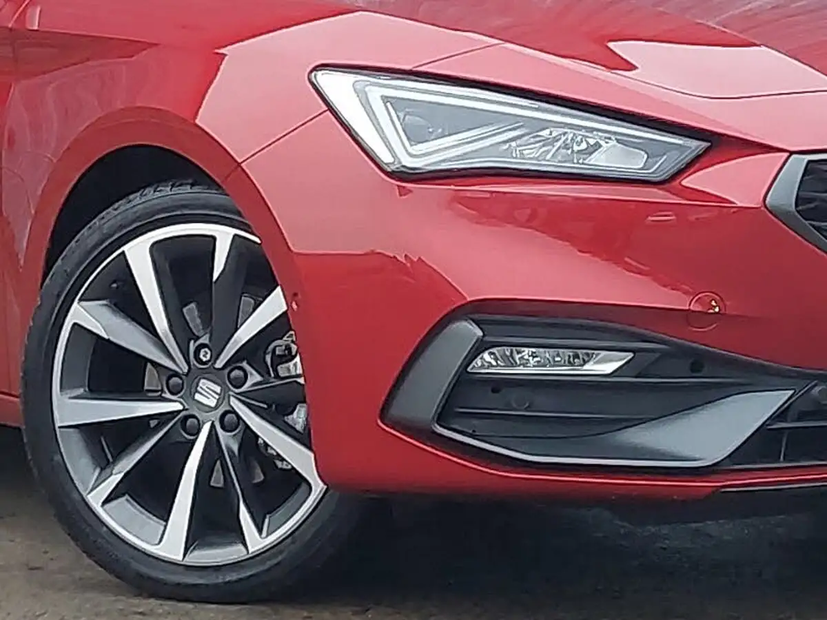 2021-seat-leon-10-etsi-evo-fr-sport-hatchback-big-8