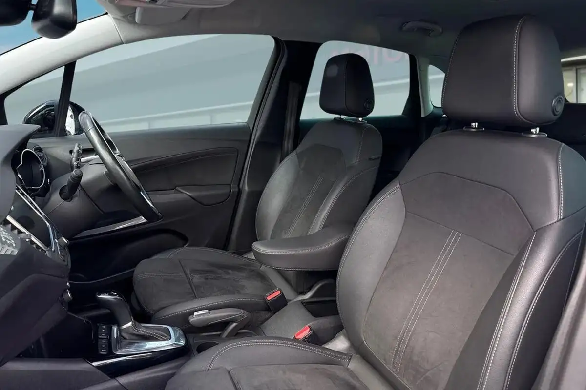 2022-vauxhall-crossland-12-ultimate-130ps-auto-big-15