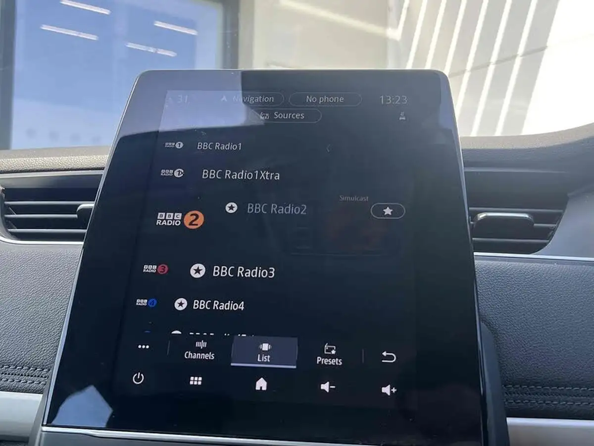 2020-renault-zoe-e-i-gt-line-big-12