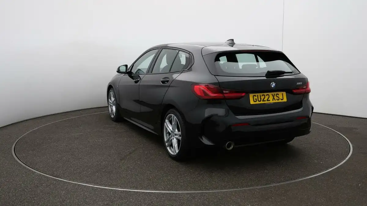 2022-bmw-1-series-15-118i-m-sport-lcp-big-59