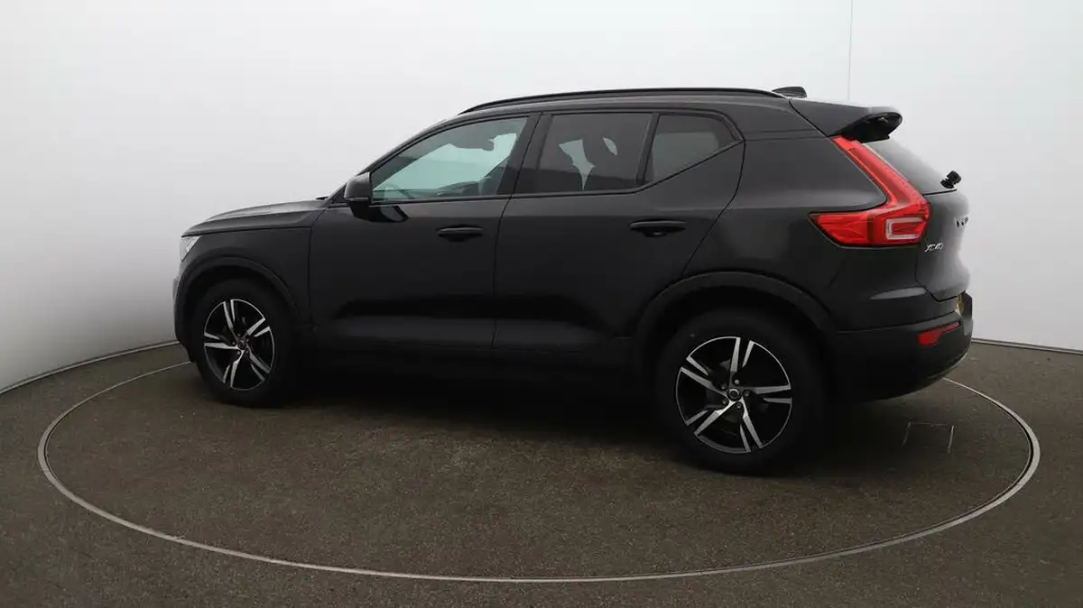 2022-volvo-xc40-15-t3-r-design-auto-big-45