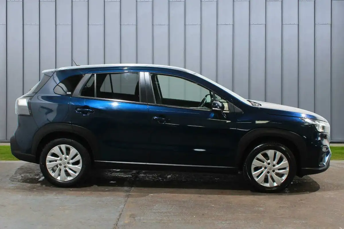2021-suzuki-s-cross-14-boosterjet-motion-big-6