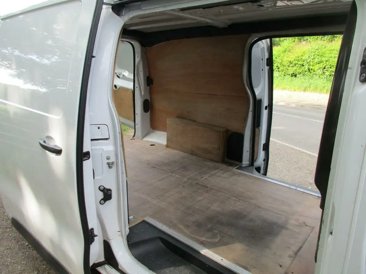 2022-fiat-scudo-15jtd-sx-100hpeu6d-lwb-big-9