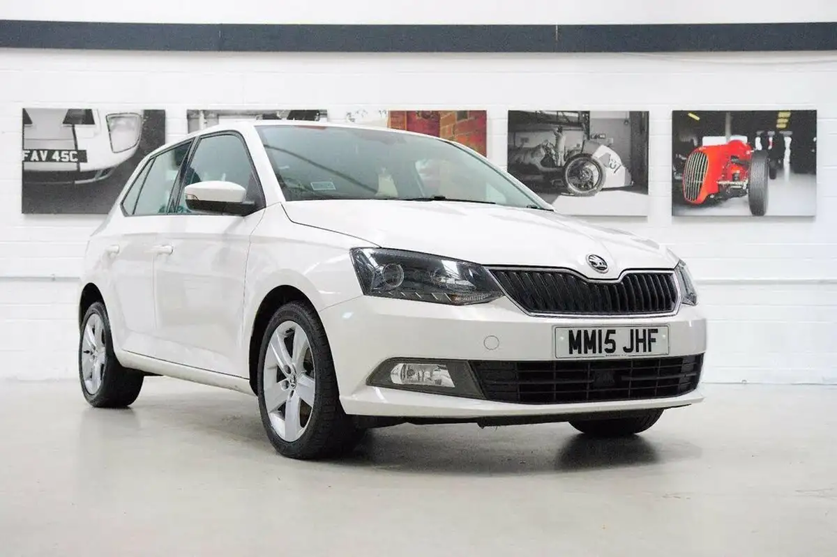 2015-skoda-fabia-12-tsi-se-l-90ps-hatchback-big-0
