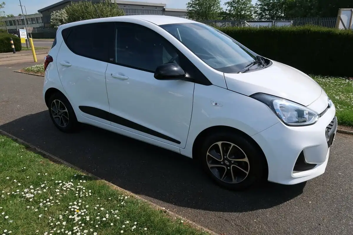 2018-hyundai-i10-10-go-se-66ps-big-0