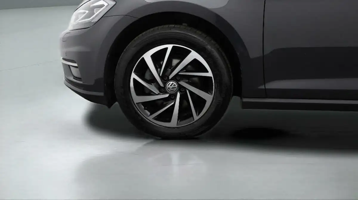 2019-volkswagen-golf-16tdi-match-edition-hatchback-big-17
