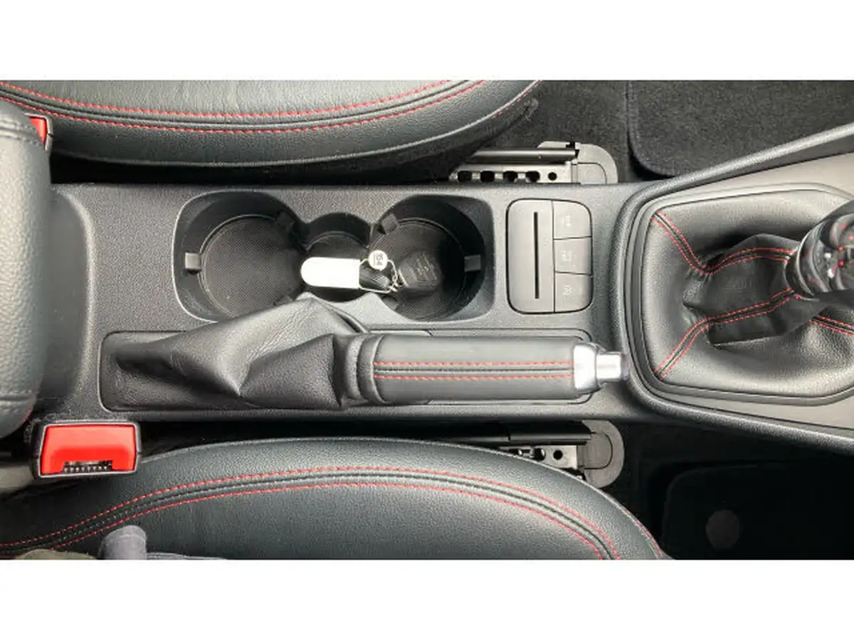 2020-ford-fiesta-big-29
