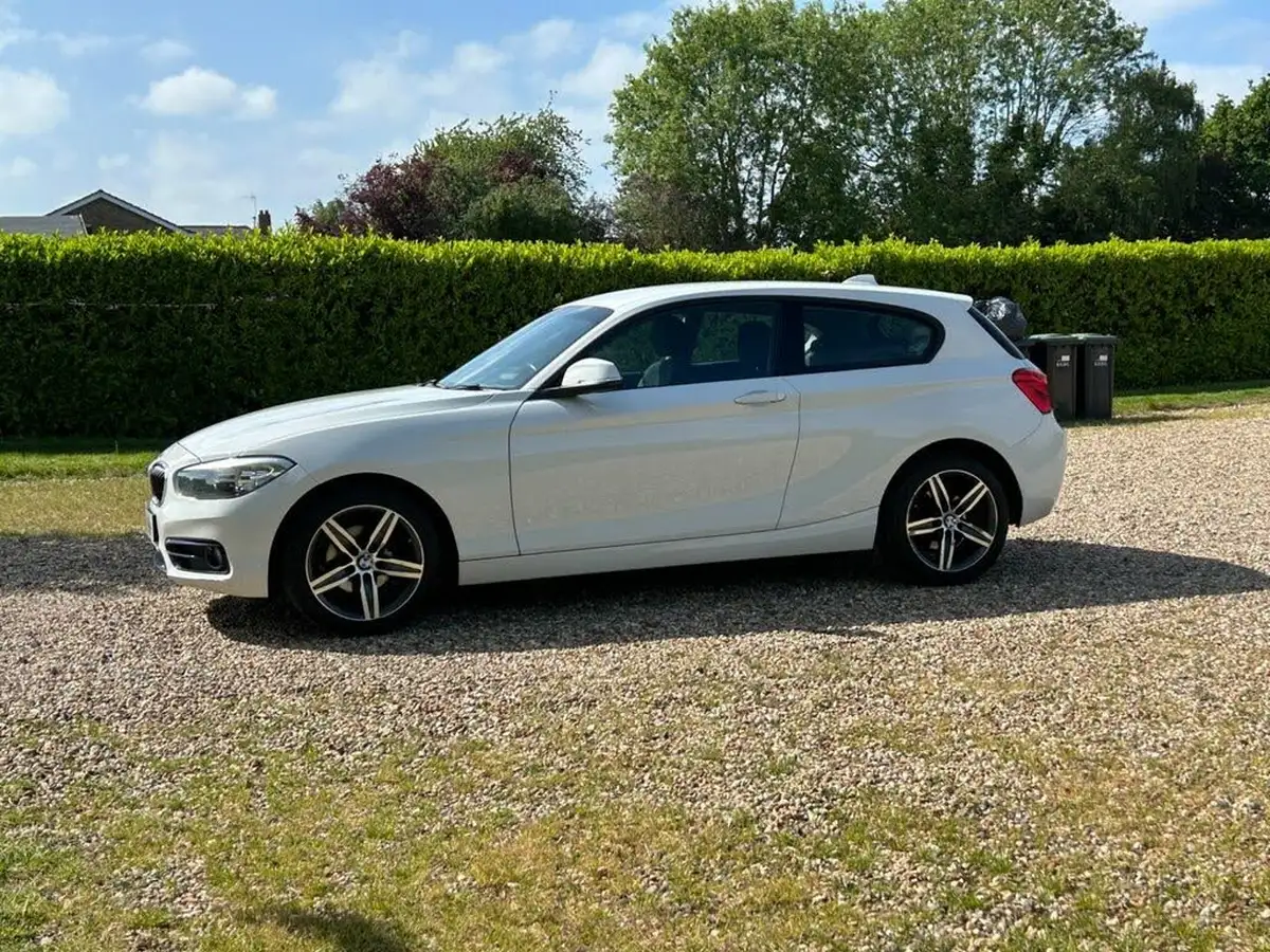 2016-bmw-1-series-15td-116d-sport-3d-big-38