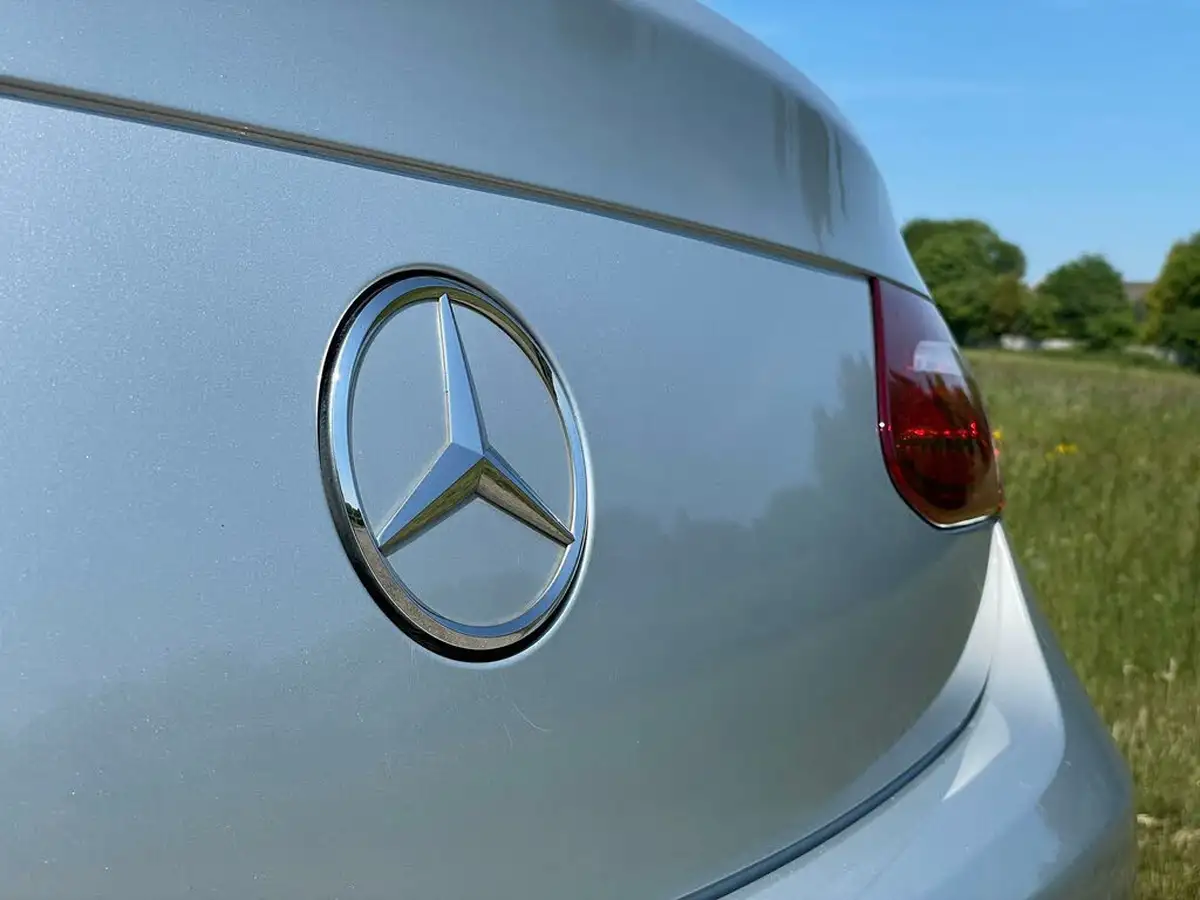 2019-mercedes-benz-e-class-20d-e220d-amg-line-ss-cabriolet-2d-plus-big-11