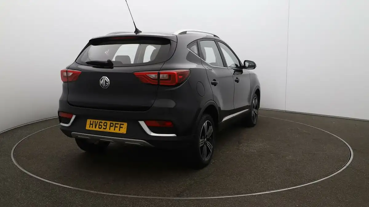 2019-mg-zs-suv-10t-gdi-exclusive-111ps-big-51