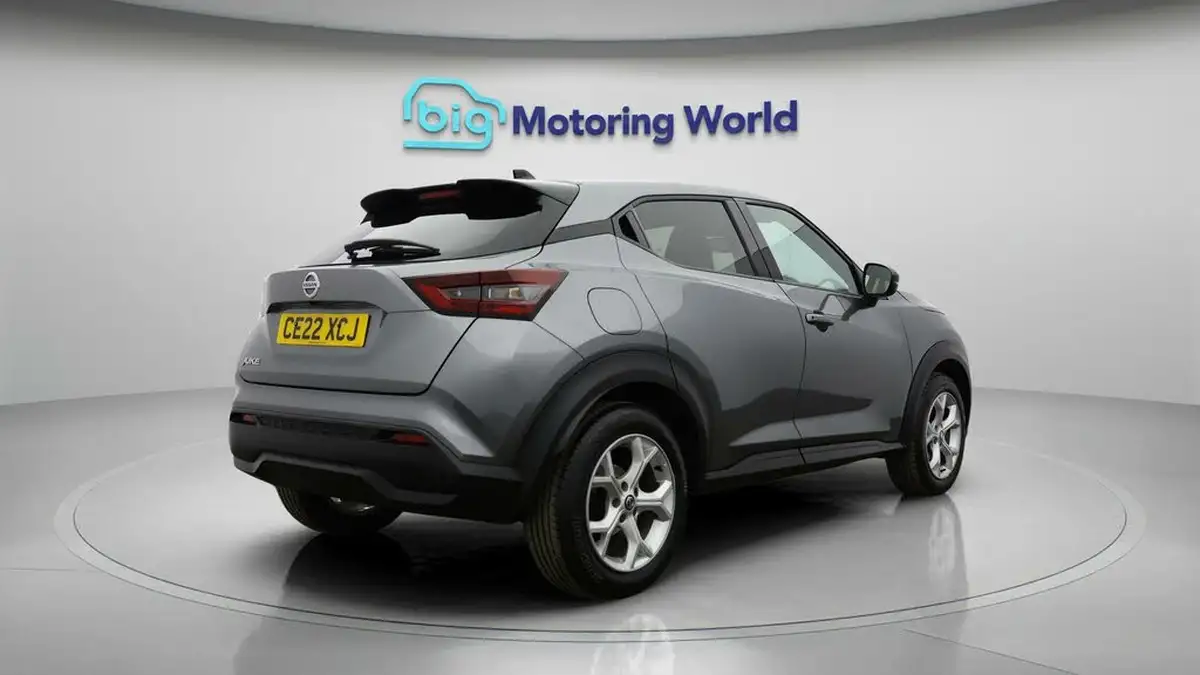 2022-nissan-juke-10-dig-t-n-connecta-big-6
