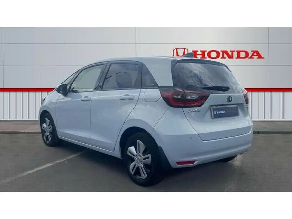 2022-honda-jazz-15-i-mmd-ex-107ps-big-2