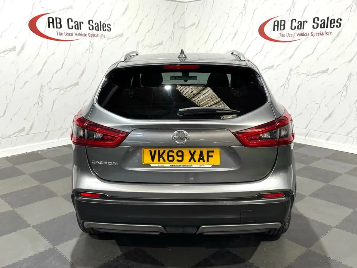 2019-nissan-qashqai-13-dig-t-tekna-160ps-dct-big-3